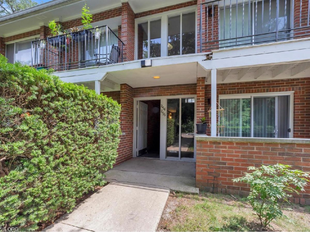  Rented Deerfield Illinois, 1156 Osterman