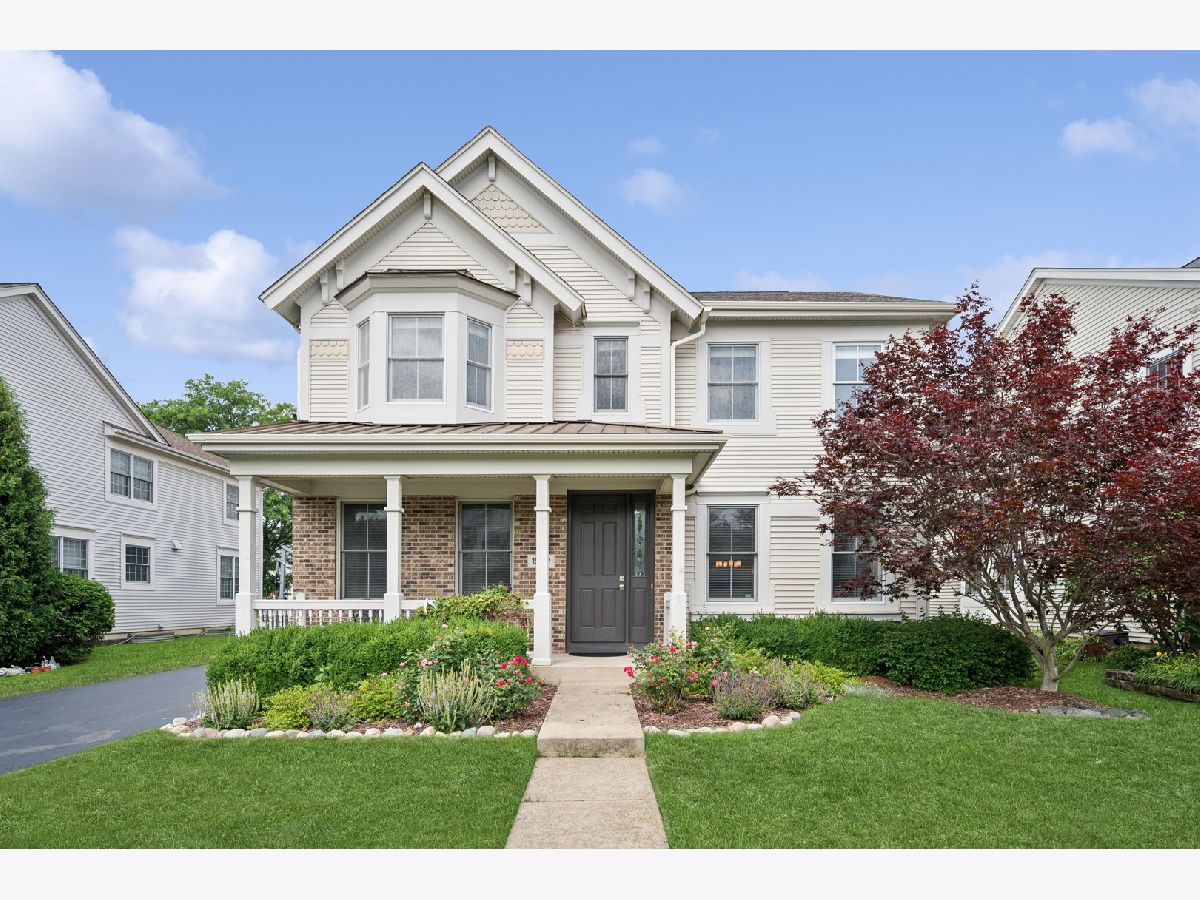 Homes & Townhomes & Condos For Sale The Glen Glenview Illinois, 1542 Bluestem Lane
