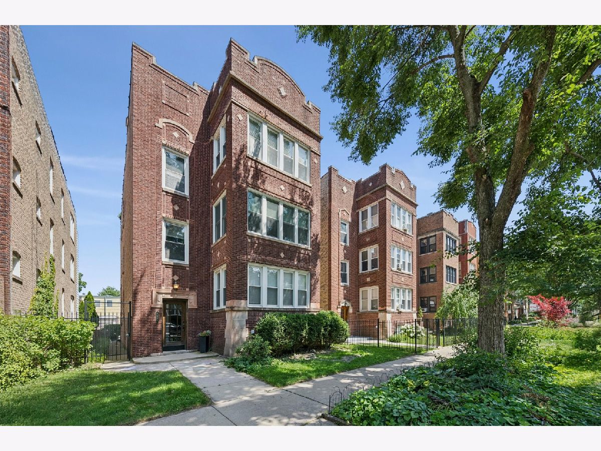  For Sale Chicago Illinois, 4855 Washtenaw Avenue