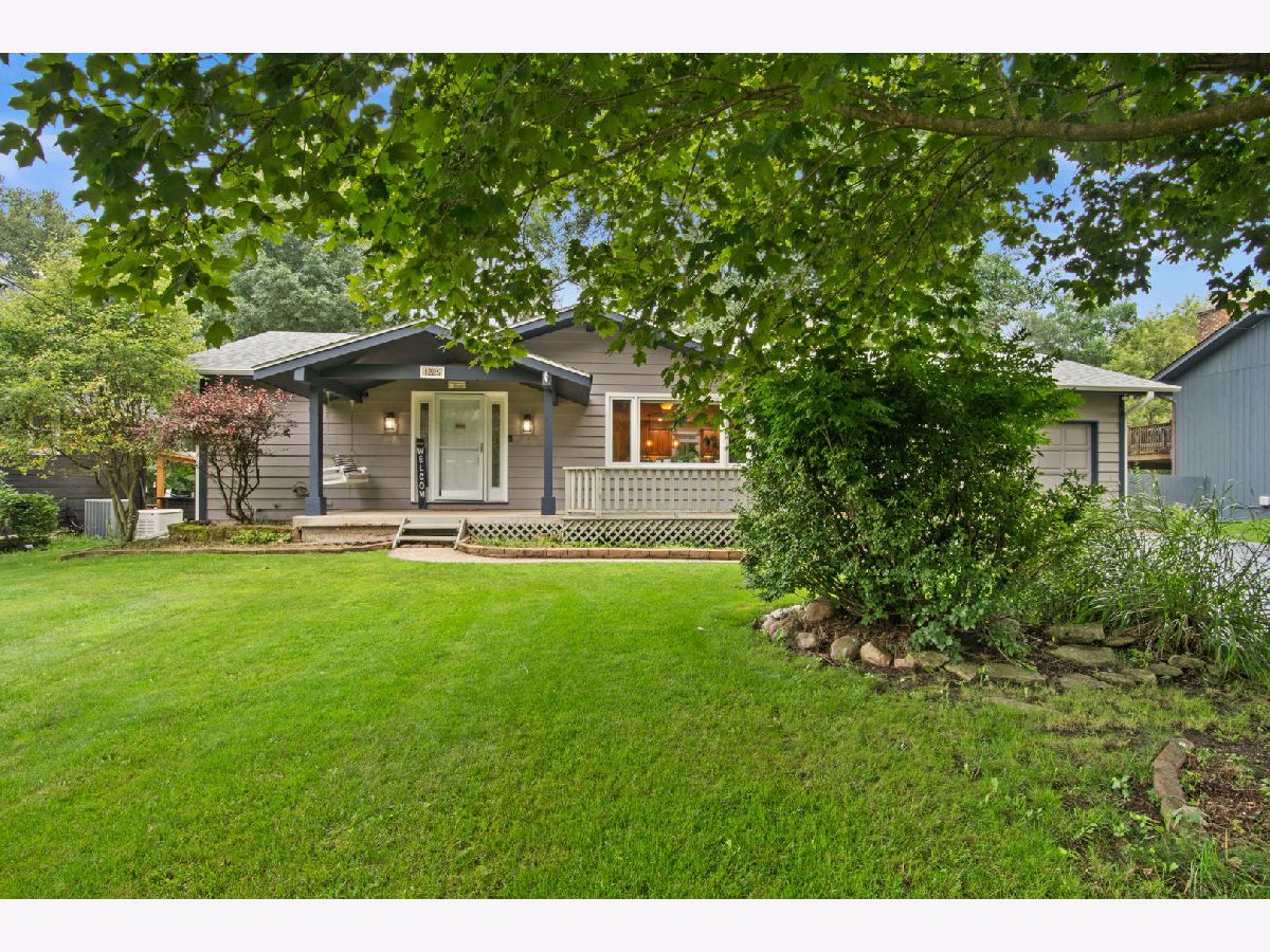 Homes For Sale Algonquin Shores Algonquin Illinois, 1225 Winaki Trail