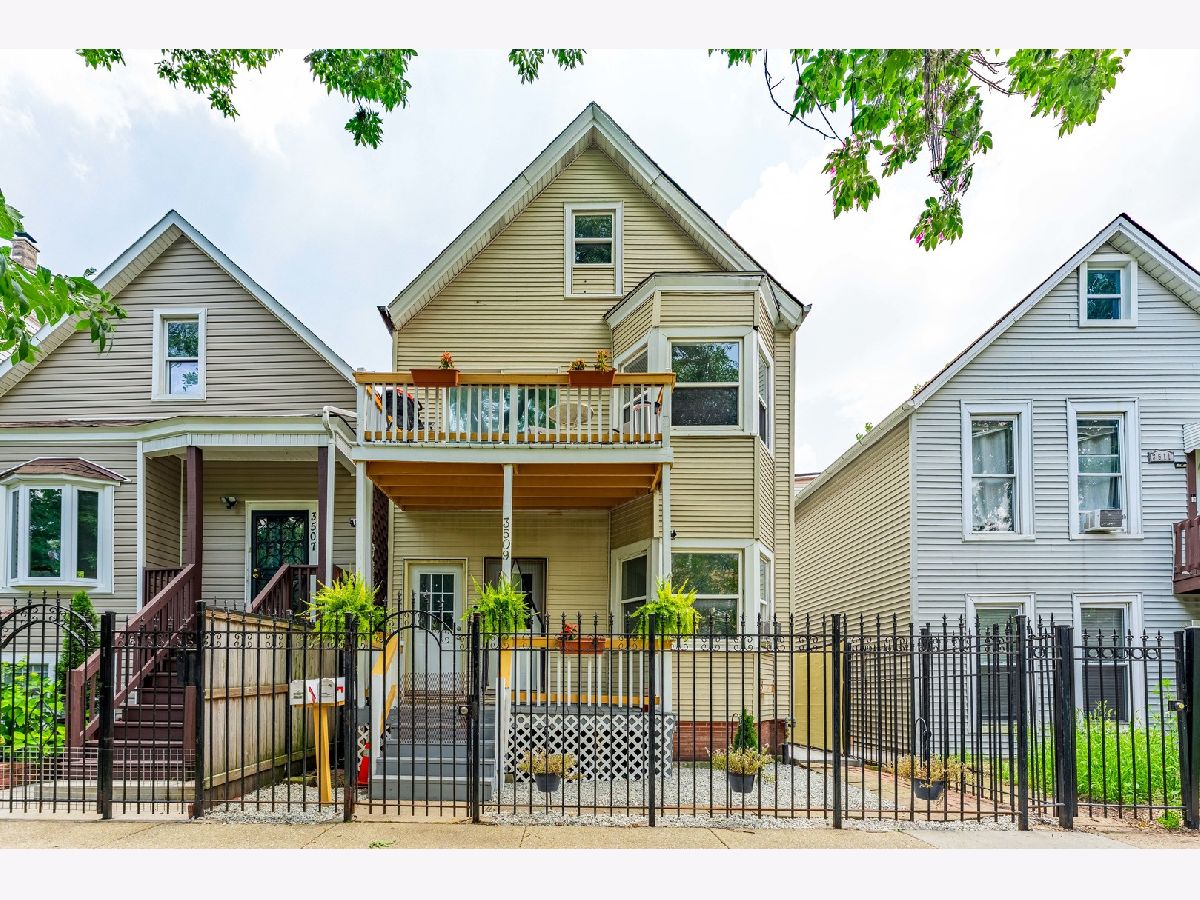  For Sale Chicago Illinois, 3509 Dickens Avenue