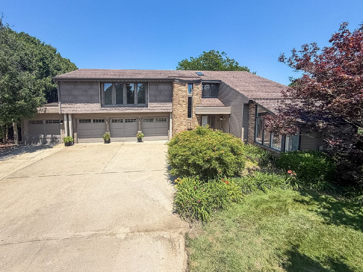  For Sale Monticello Illinois, 1171 Gloria Court
