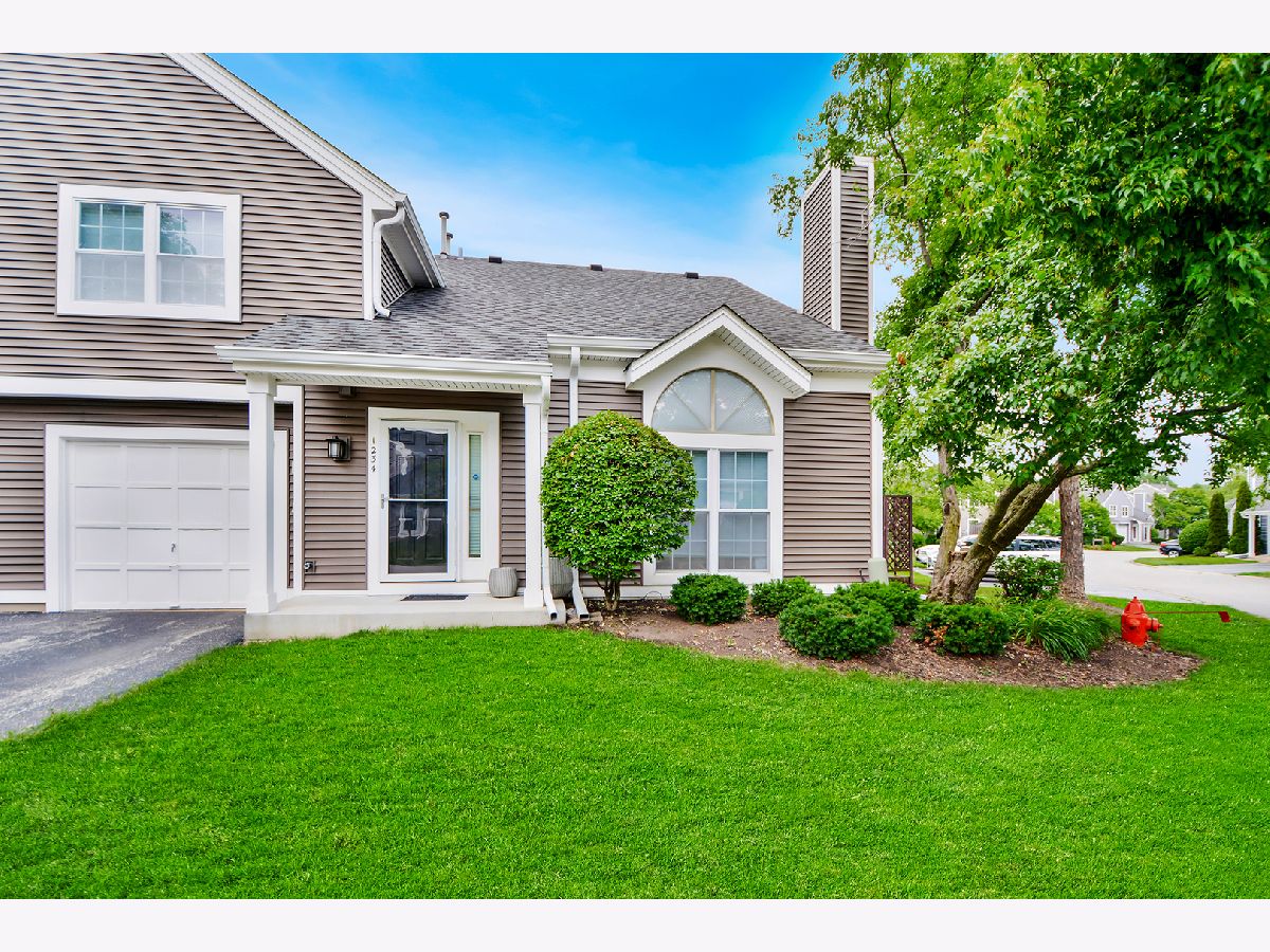 Townhomes For Sale Knollwood Of Palatine Palatine Illinois, 1234 Knollwood Drive