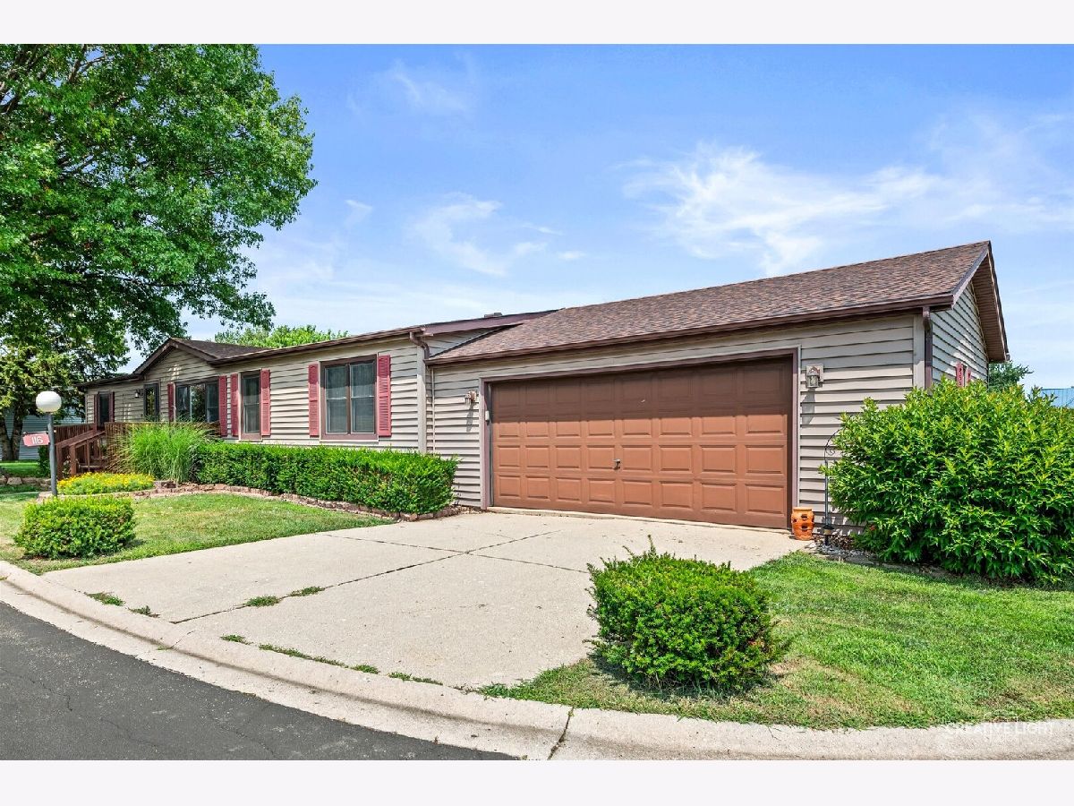 For Sale Sandwich Illinois, 116 Cardinal Lane