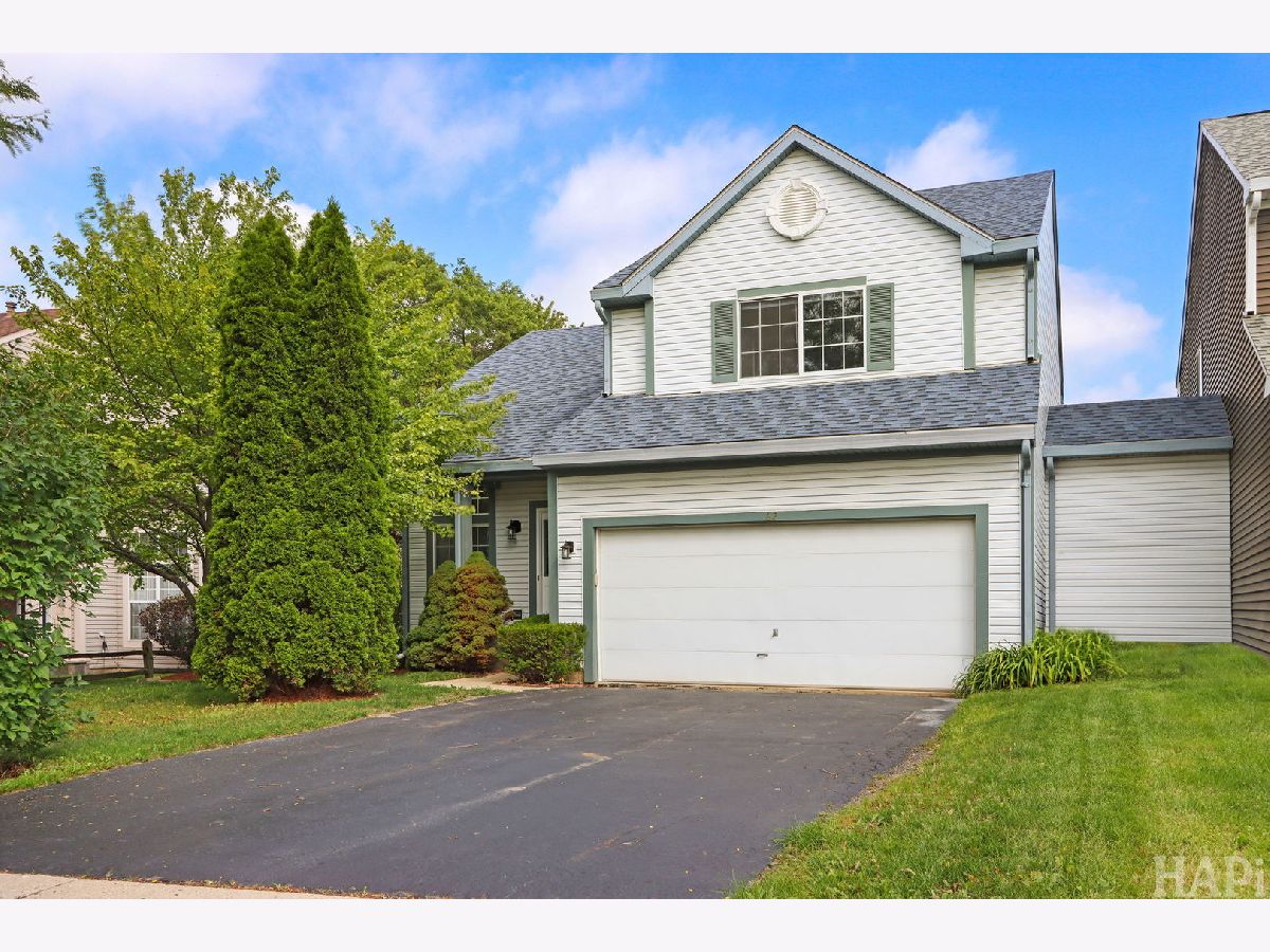 Homes & Townhomes For Sale Country Walk Round Lake Beach Illinois, 62 Rustic Lane