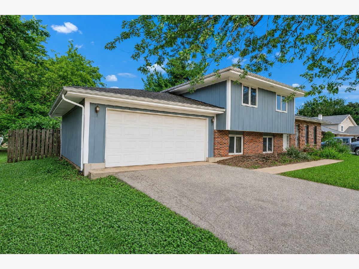  For Sale West Chicago Illinois, 4N275 Avard Road