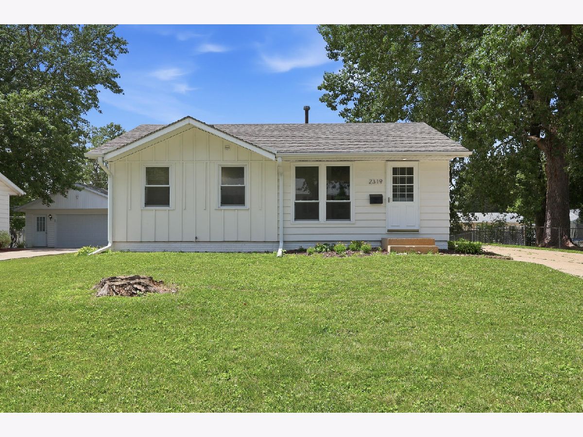  Sold Bettendorf Iowa, 2319 Pinehurst