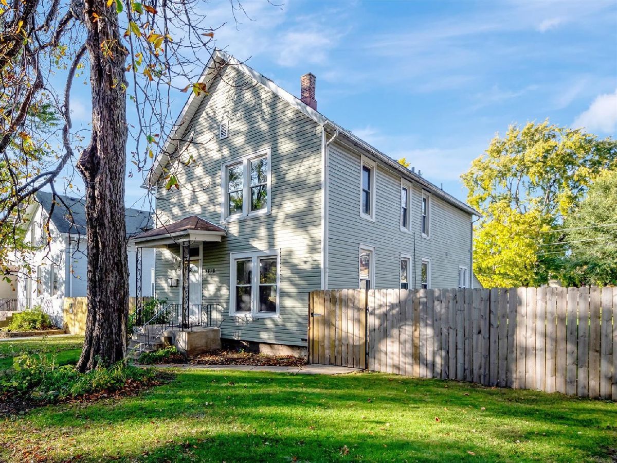  For Sale Blue Island Illinois, 2718 Union Street