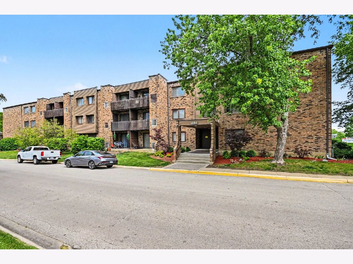 Condos & Townhomes For Sale Randville Estates Palatine Illinois, 1150 Randville Drive