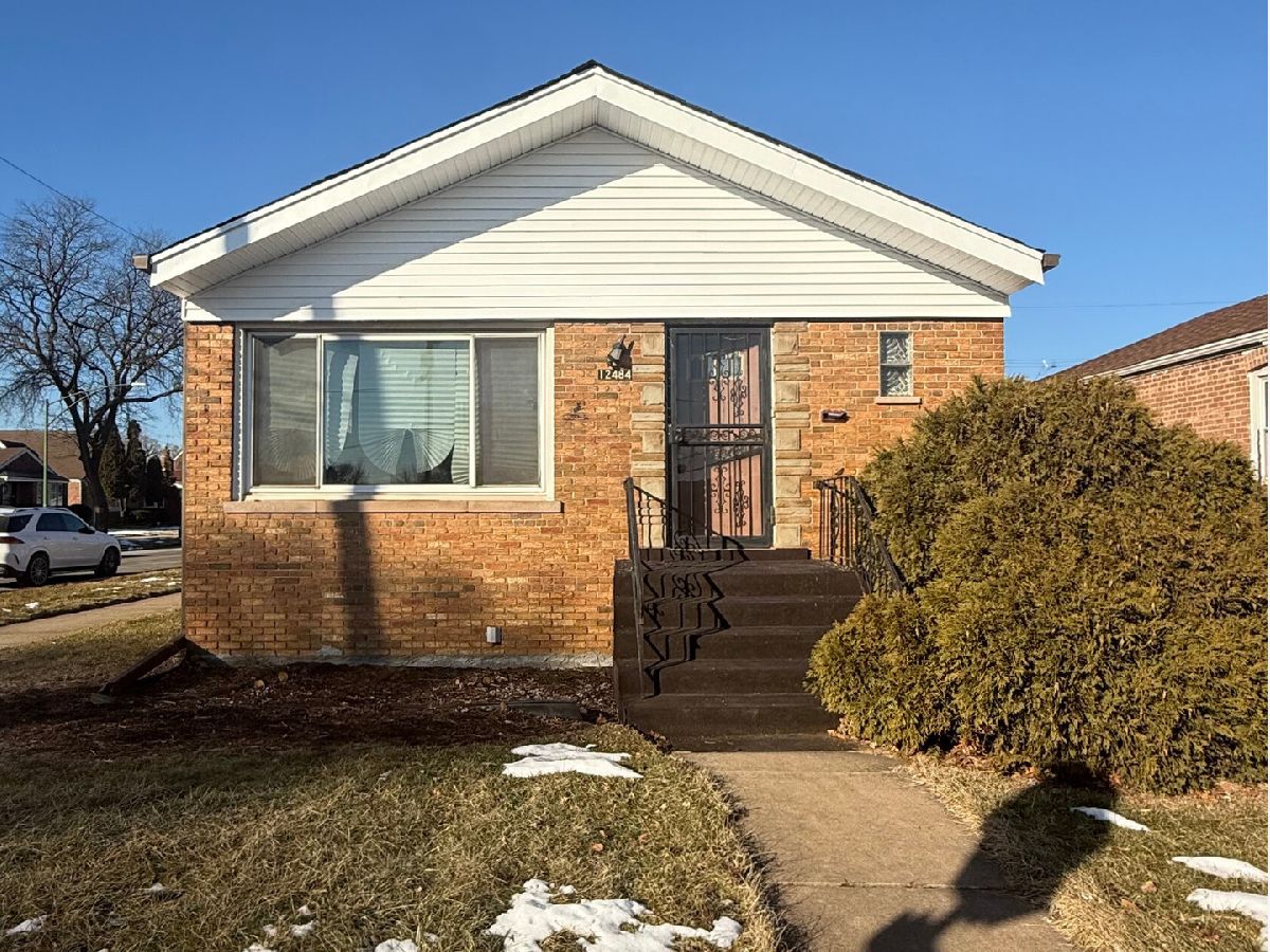  For Sale Chicago Illinois, 12484 Michigan Avenue