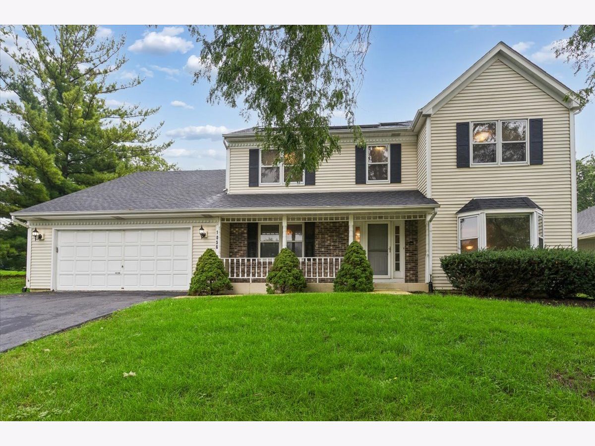 Homes & Condos & Townhomes For Sale Lakewood Aurora Illinois, 1056 Fox Valley Drive