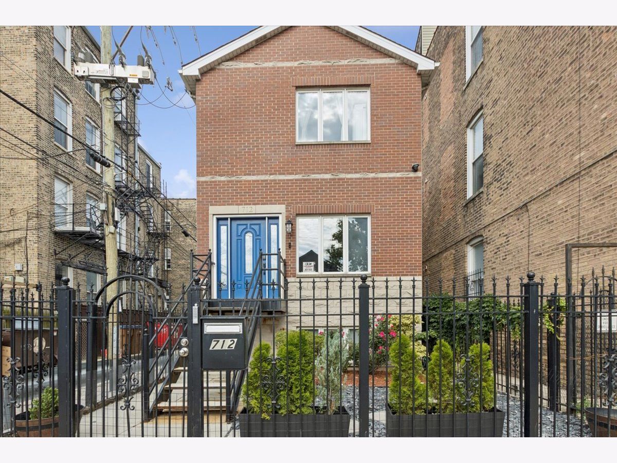  For Rent Chicago Illinois, 712 Throop