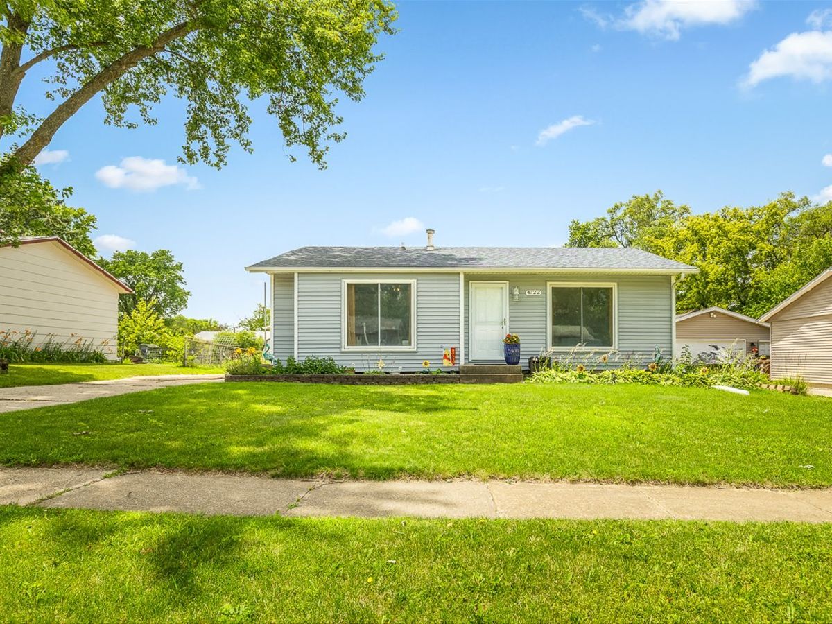  For Sale Loves Park Illinois, 4722 Cheshire Place