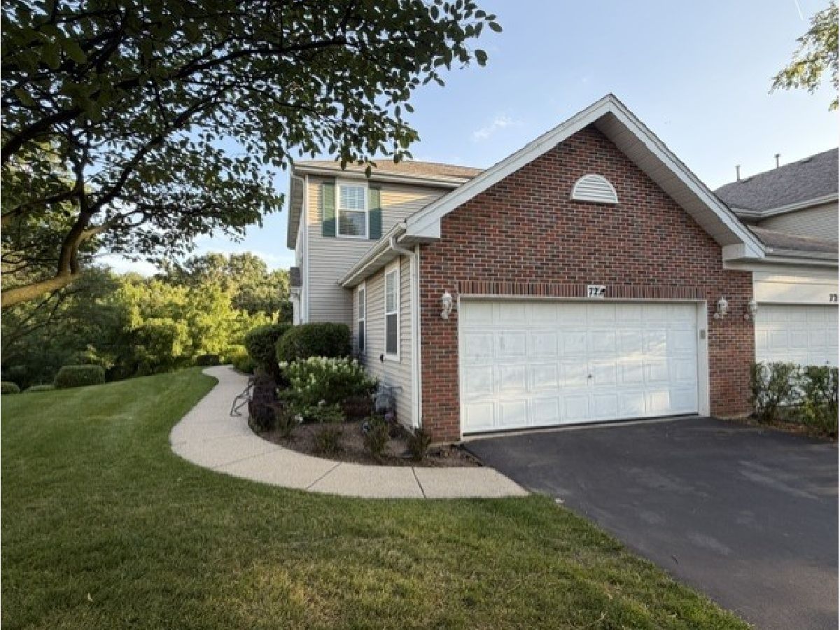 Townhomes & Homes For Sale Reserve Of East Dundee East Dundee Illinois, 722 Timothy Court