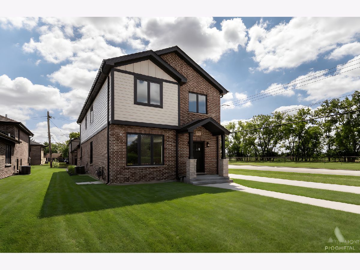  For Sale Bridgeview Illinois, 7957 73 Place