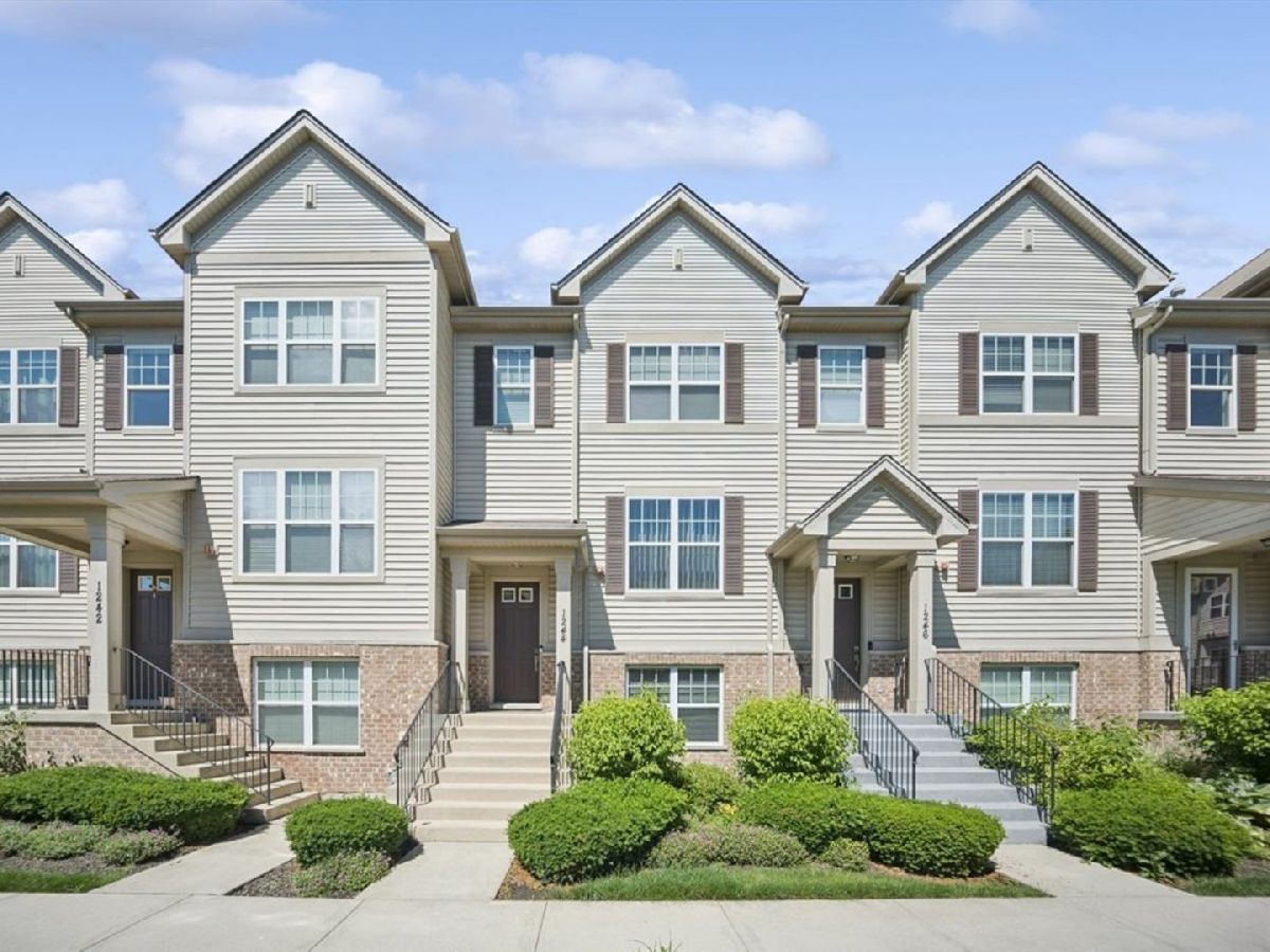  For Sale Des Plaines Illinois, 1244 Evergreen Avenue