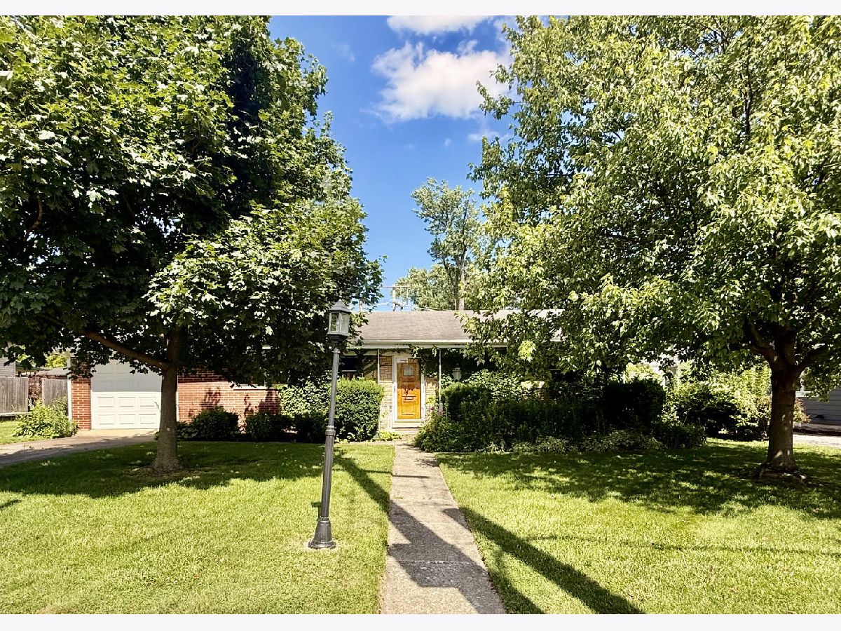  For Rent Downers Grove Illinois, 4707 Fairview