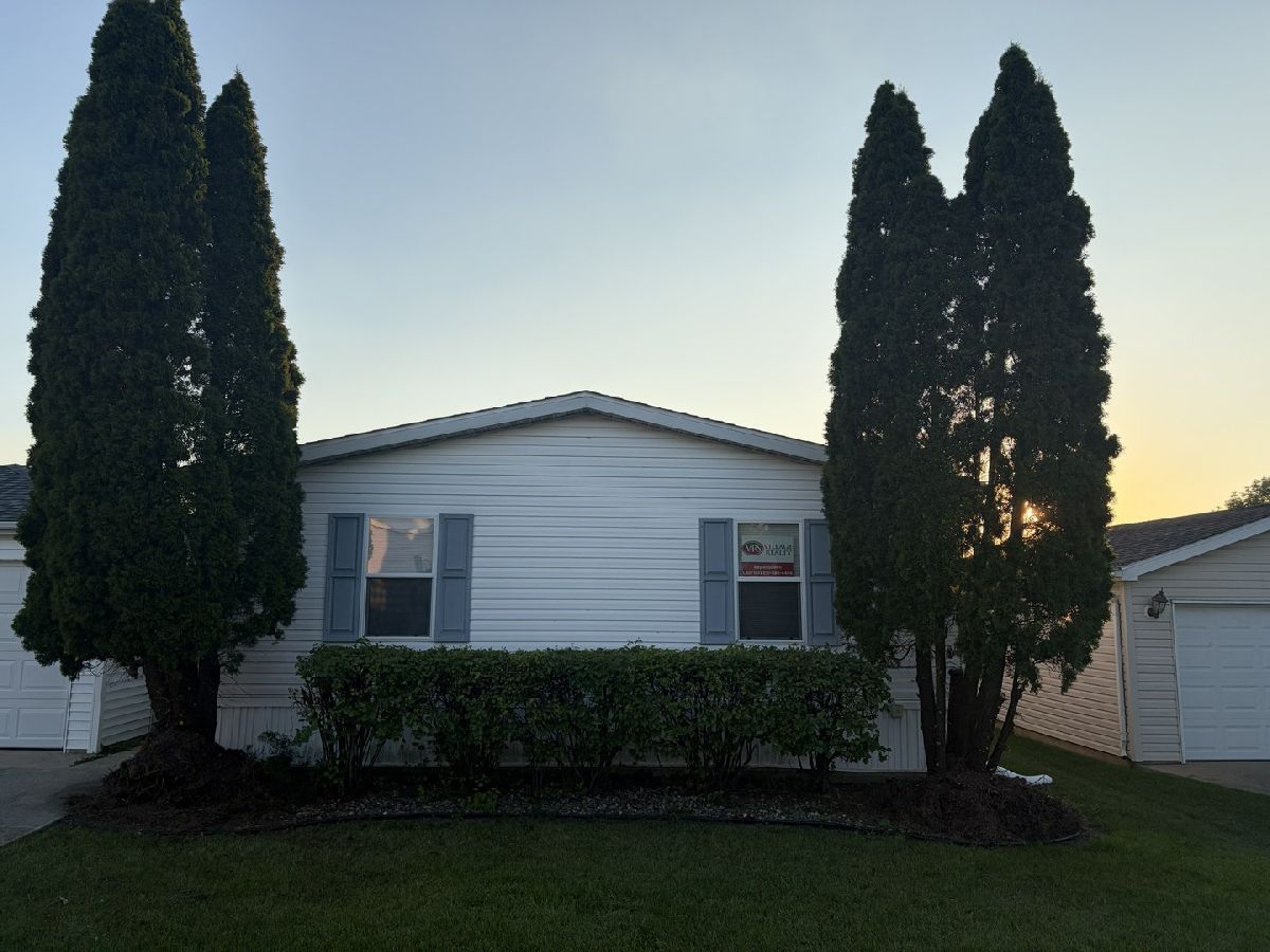  For Sale Monee Illinois, 25616 Firestone Drive