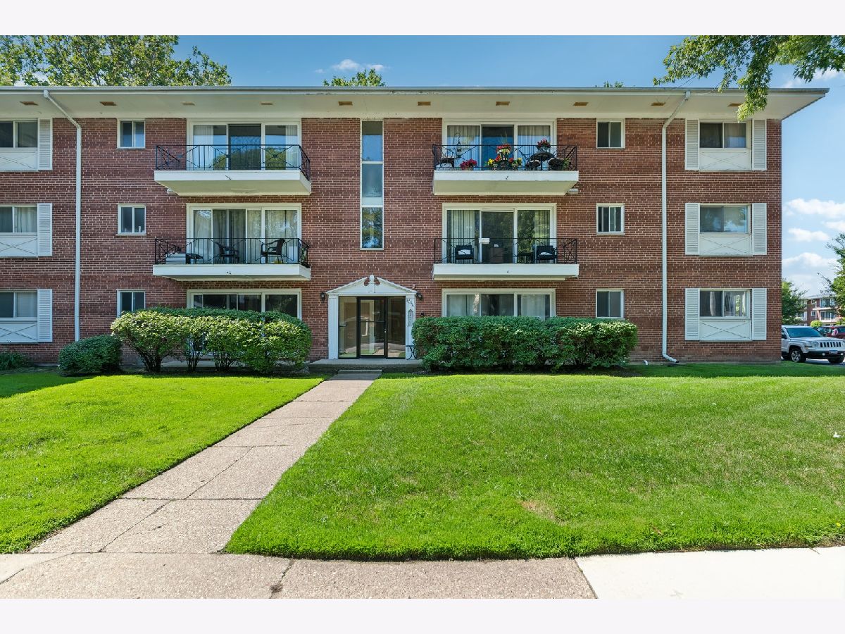  For Rent Skokie Illinois, 10111 Old Orchard