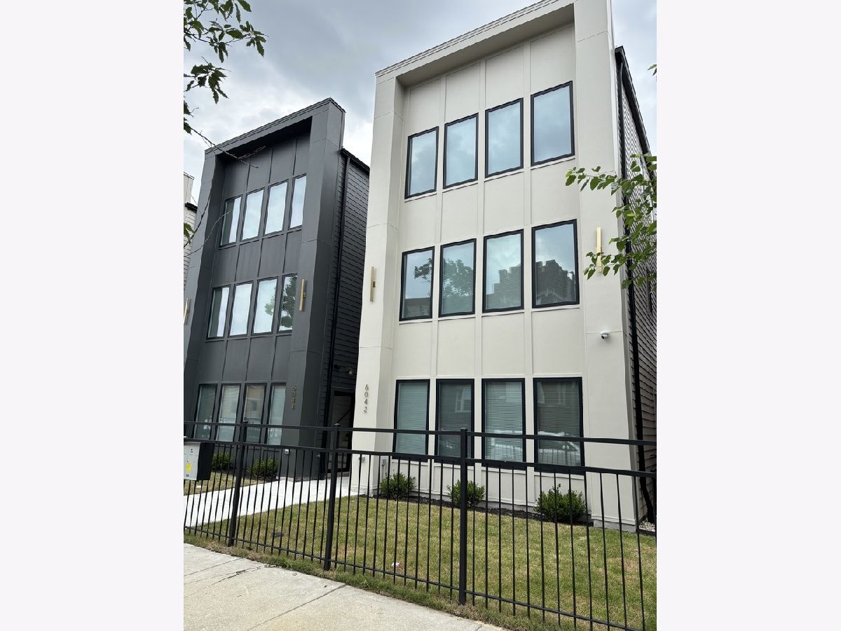  Rented Chicago Illinois, 6042 Eberhart