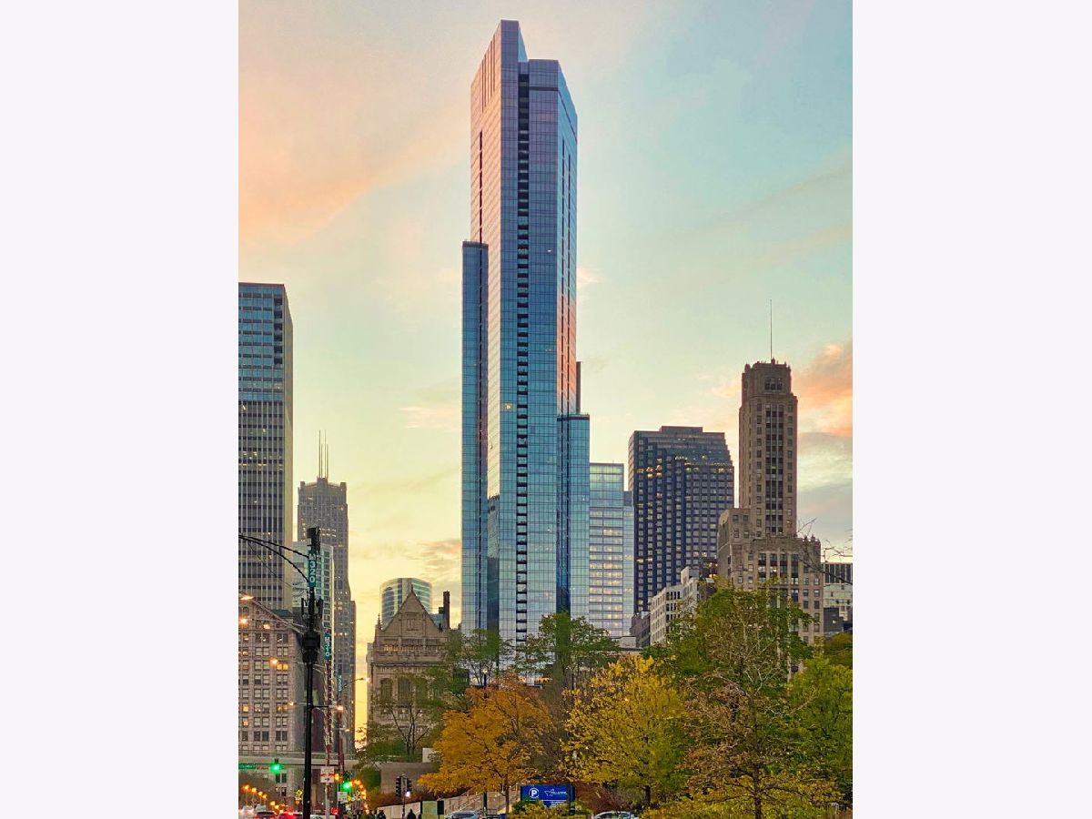  Rented Chicago Illinois, 60 Monroe