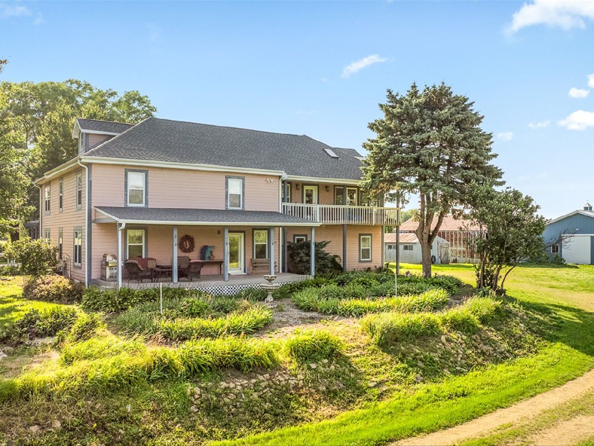  For Sale Leaf River Illinois, 4206 West Grove Road