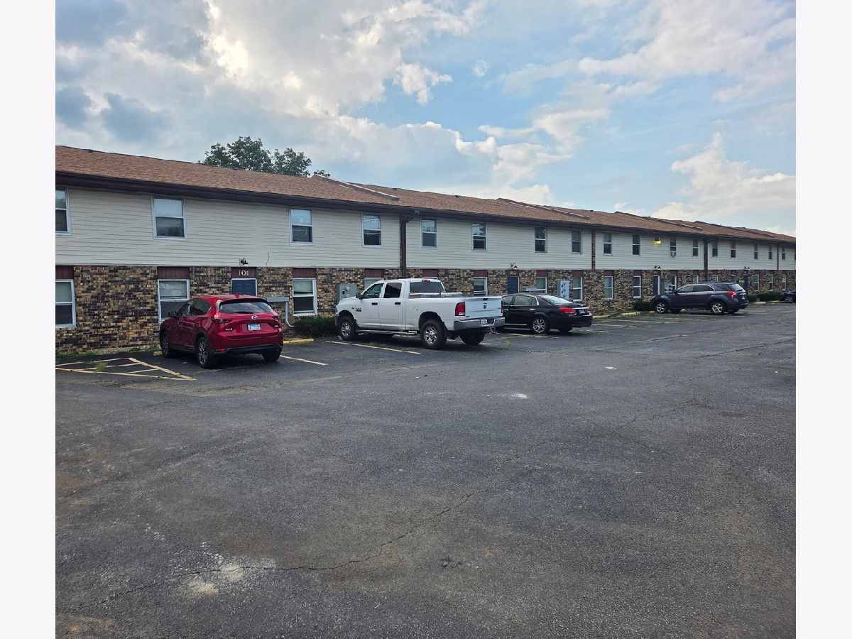  Rented Mahomet Illinois, 307 Prairieview