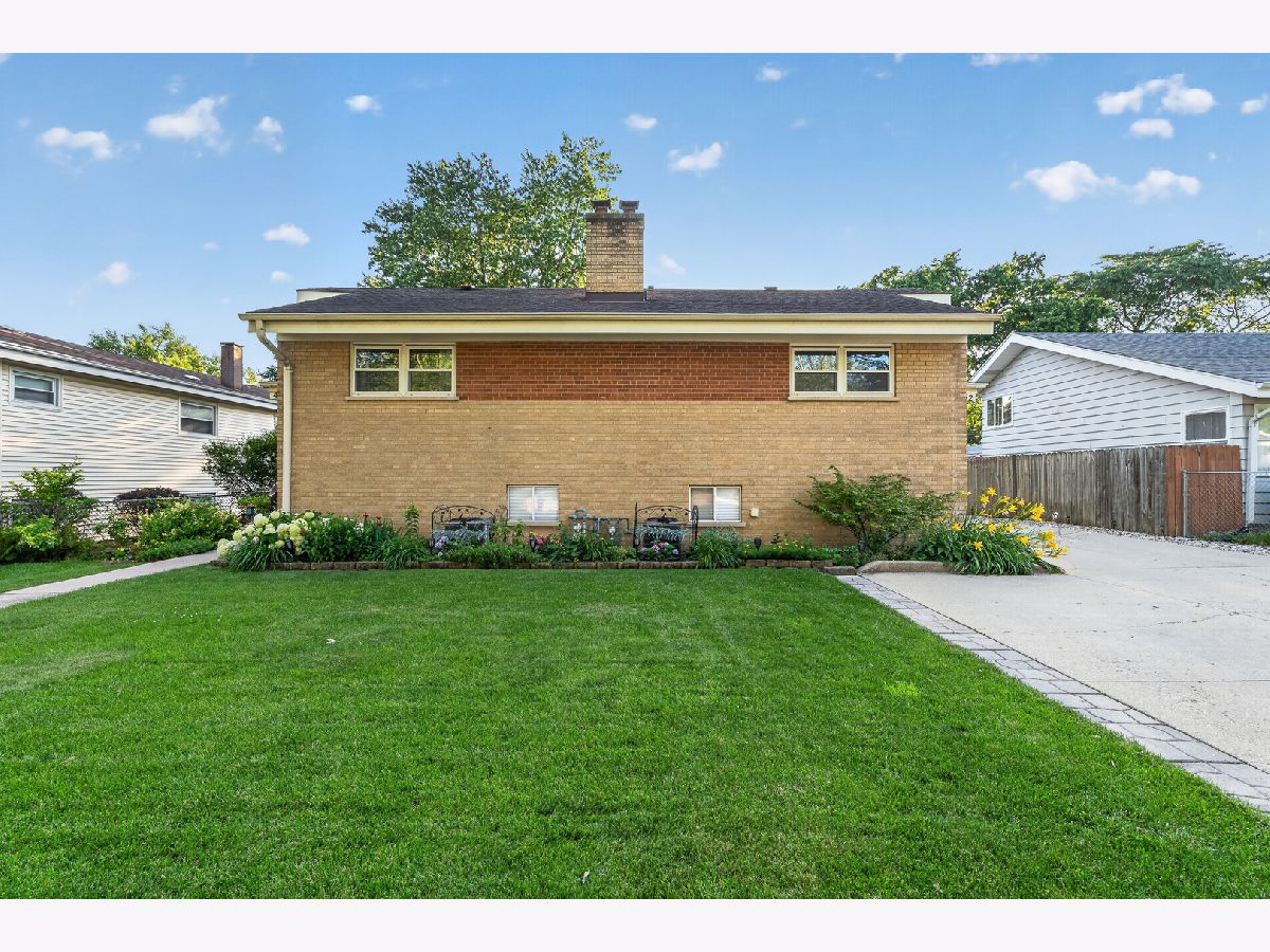  Sold Villa Park Illinois, 450 Addison