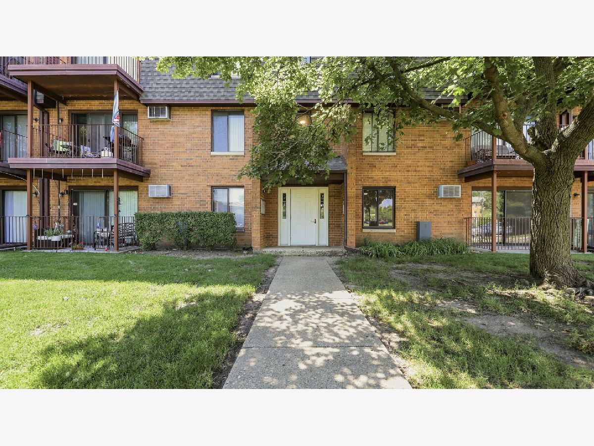  For Sale Addison Illinois, 645 Briar Hill Lane