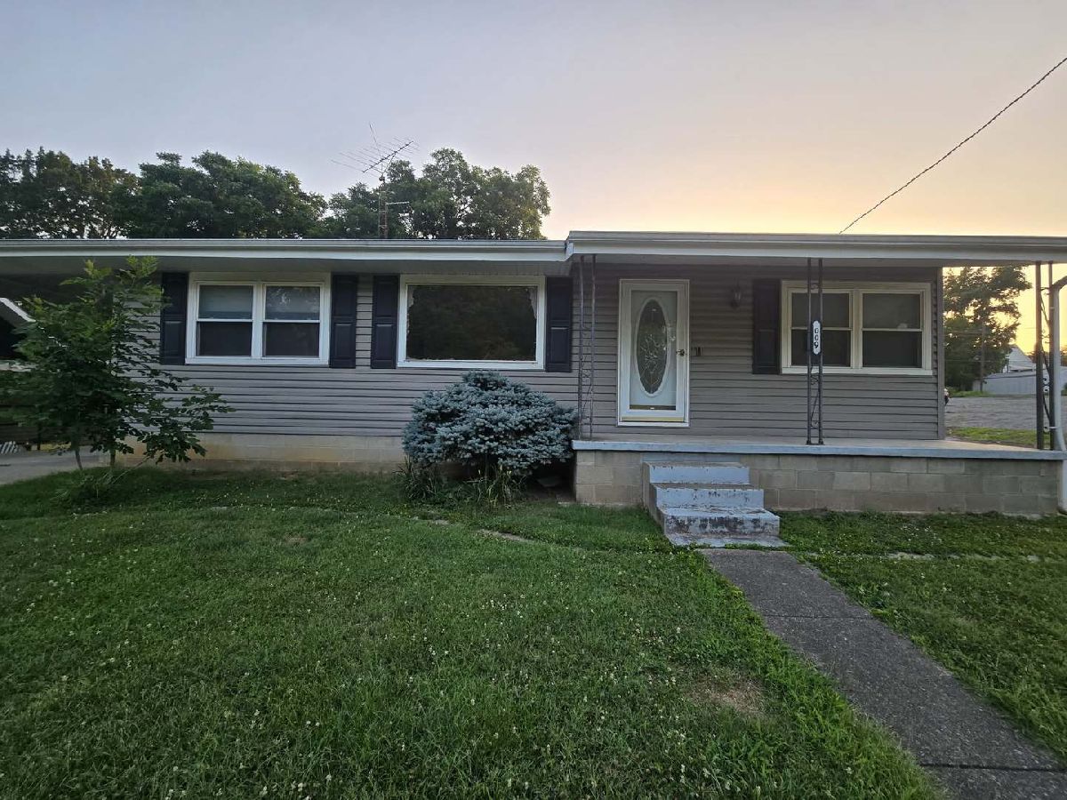  For Sale Mcleansboro Illinois, 600 Jackson Street