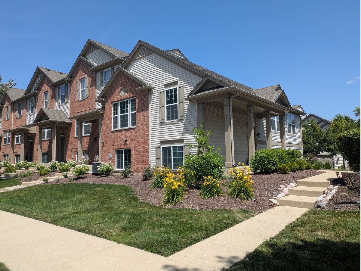 Townhomes & Condos For Rent Madison Park Aurora Illinois, 485 Conservatory