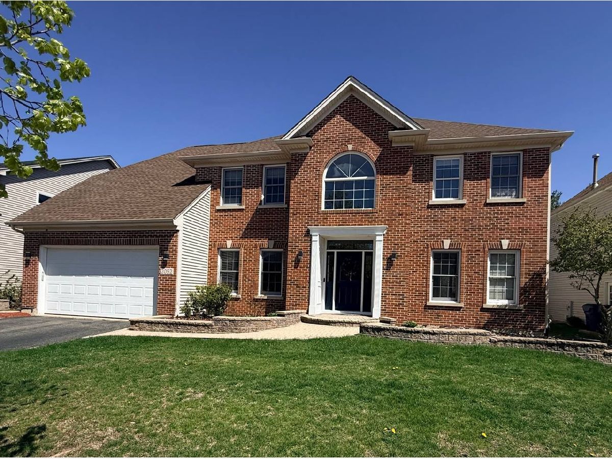  For Rent Aurora Illinois, 2052 Gardner