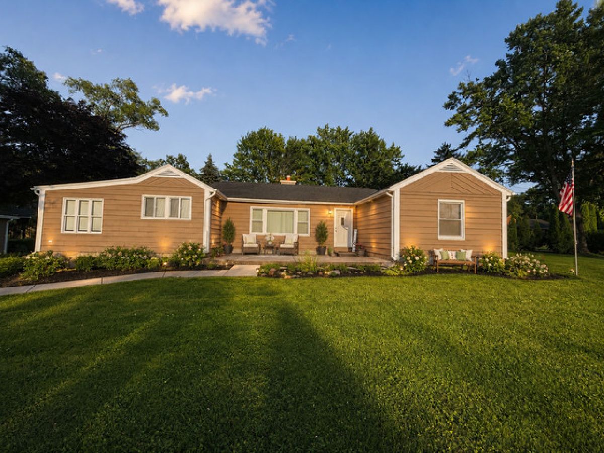  Rented Prospect Heights Illinois, 301 Hillside