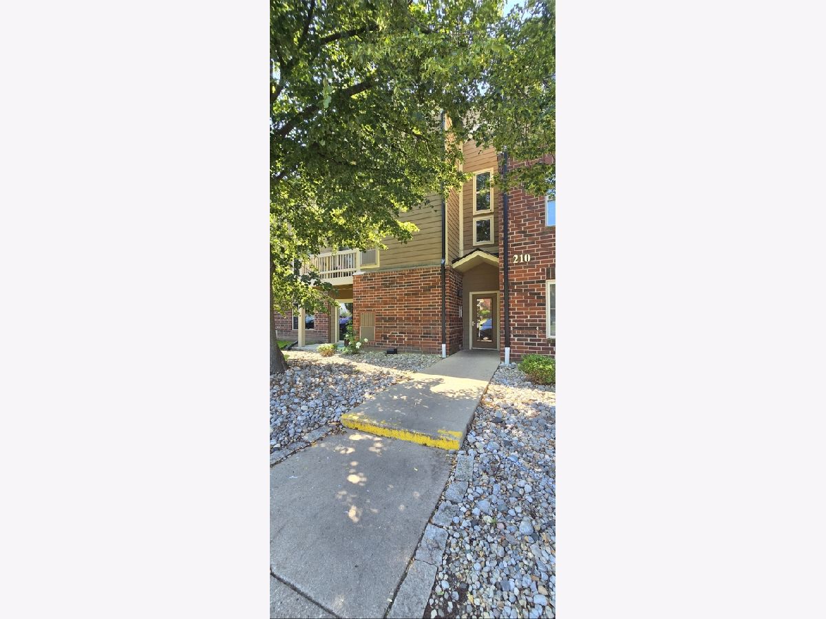  Sold Bloomingdale Illinois, 210 Glengarry