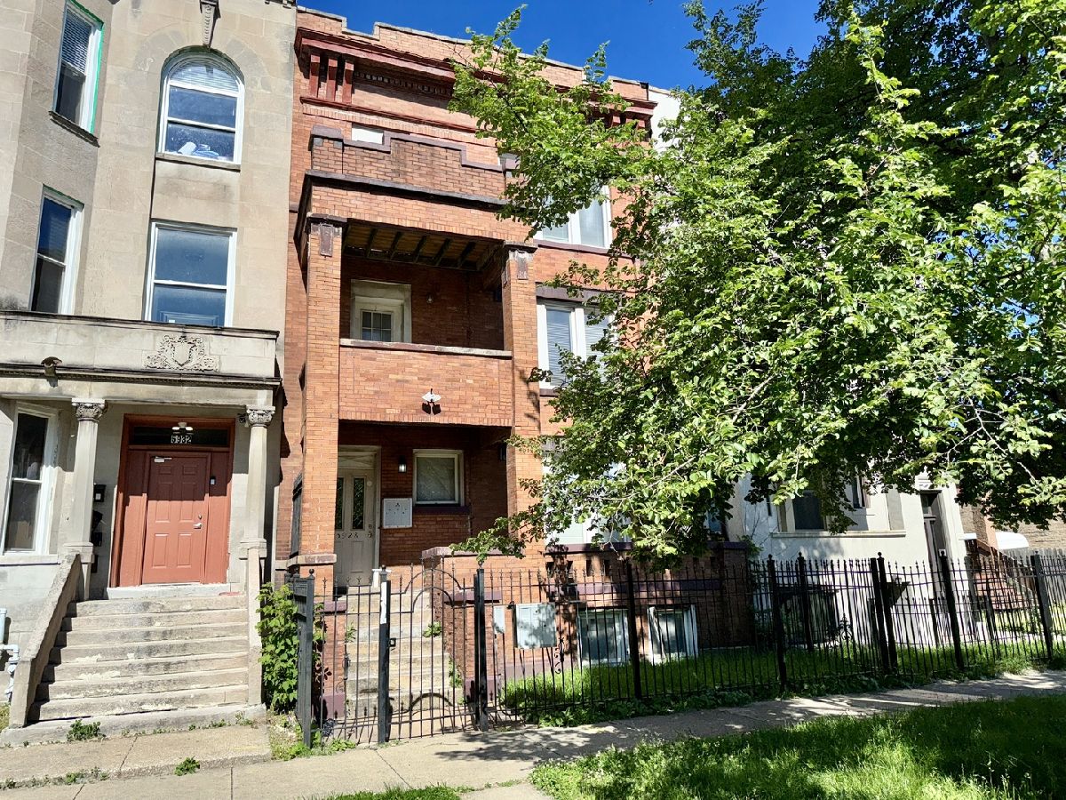  For Sale Chicago Illinois, 5928 Prairie Street
