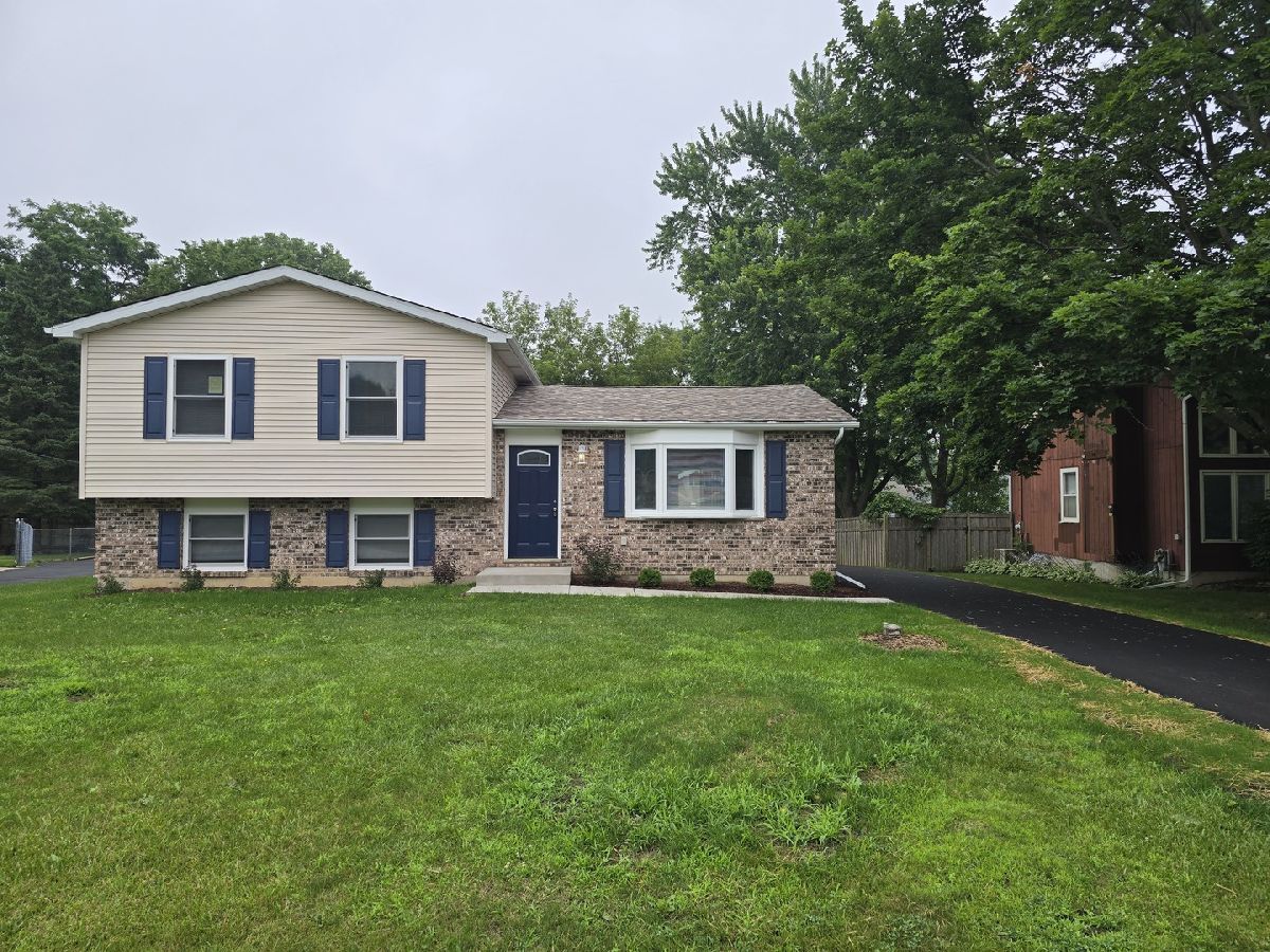  For Sale Beach Park Illinois, 38355 North Shore Avenue