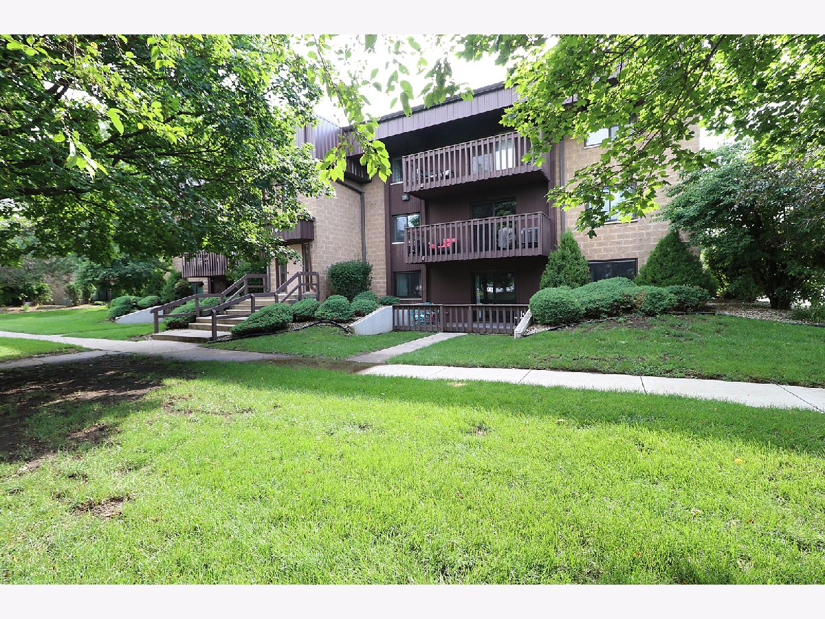 Condominiums For Sale Inwood Terrace Joliet Illinois, 101 Caterpillar Drive
