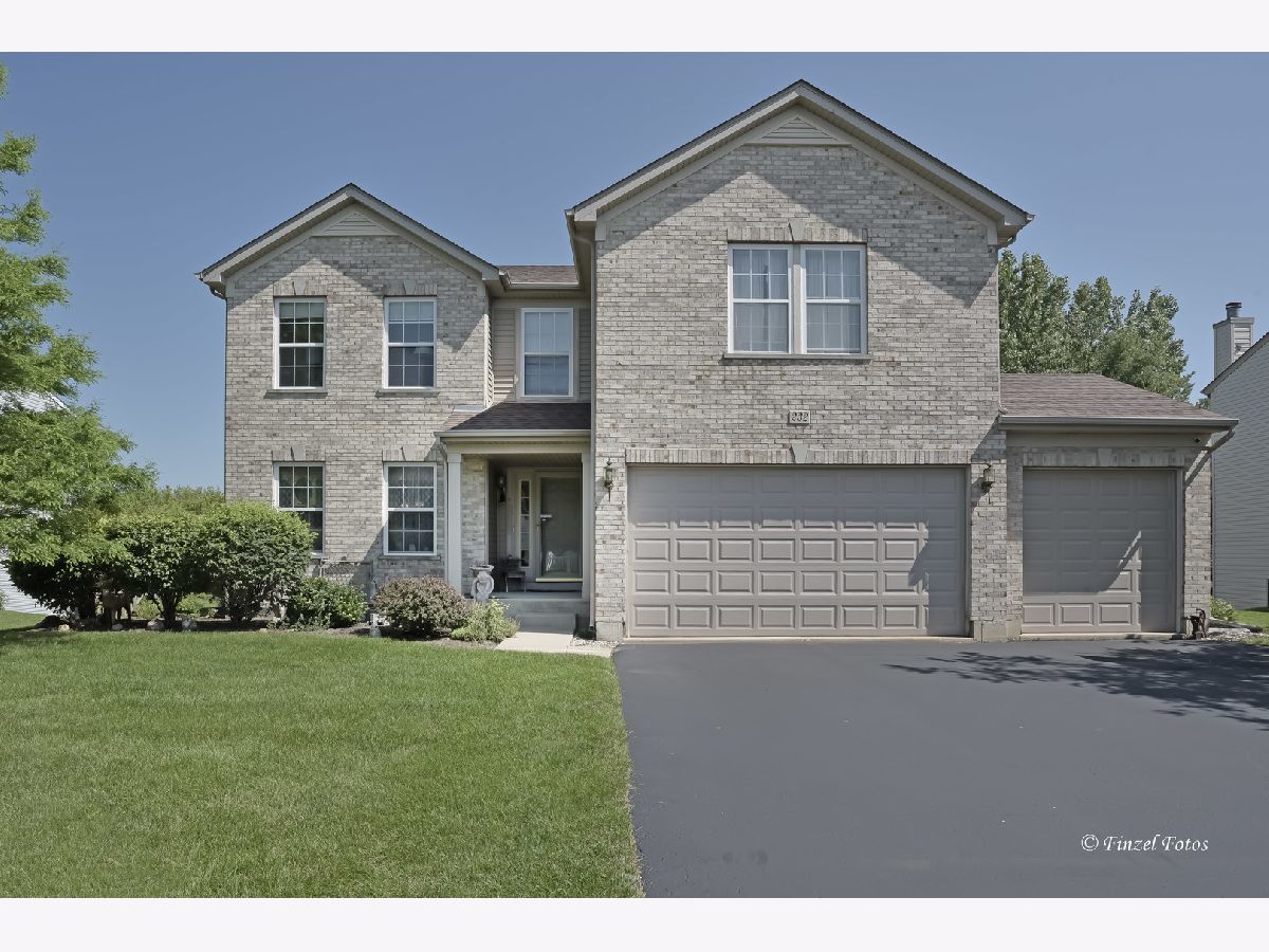  For Sale Hampshire Illinois, 232 Johnson Street