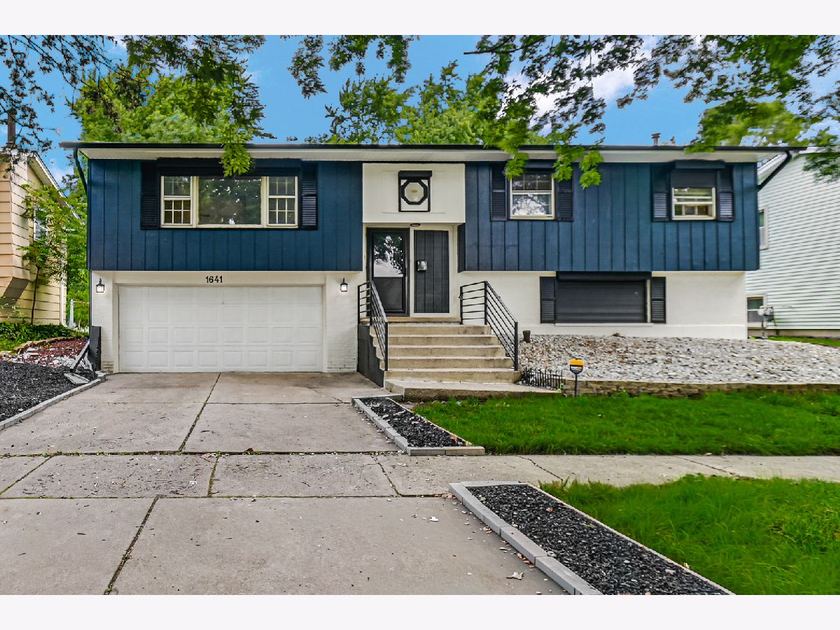  For Sale Sauk Village Illinois, 1641 215th Place