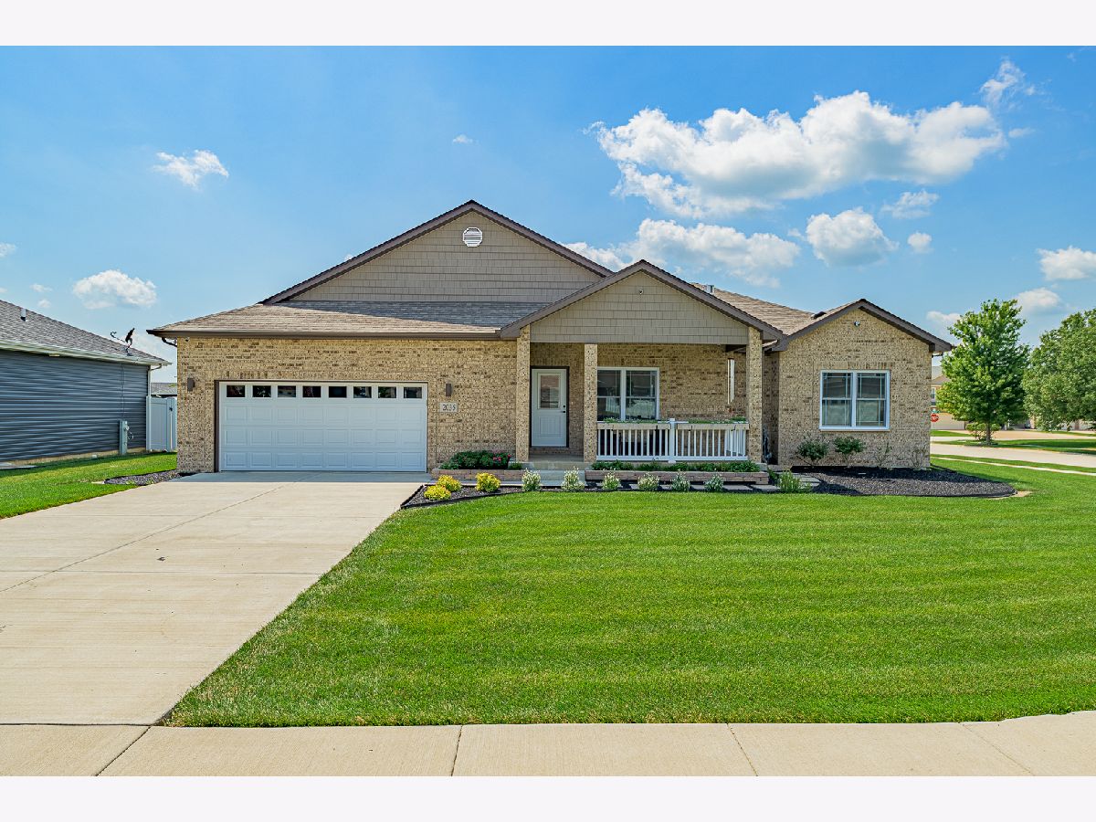  For Sale Bourbonnais Illinois, 2035 Brook Stone Drive
