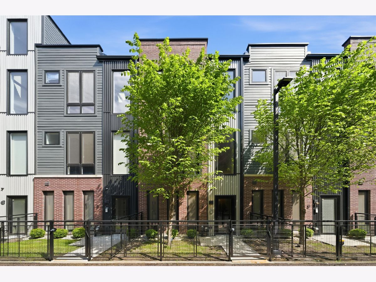  For Rent Chicago Illinois, 4216 Belmont