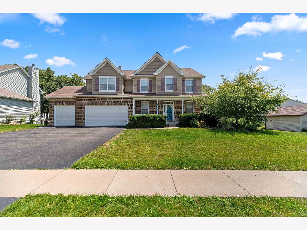 Homes & Townhomes For Sale Ravine Woods Channahon Illinois, 26105 Ravine Woods Drive
