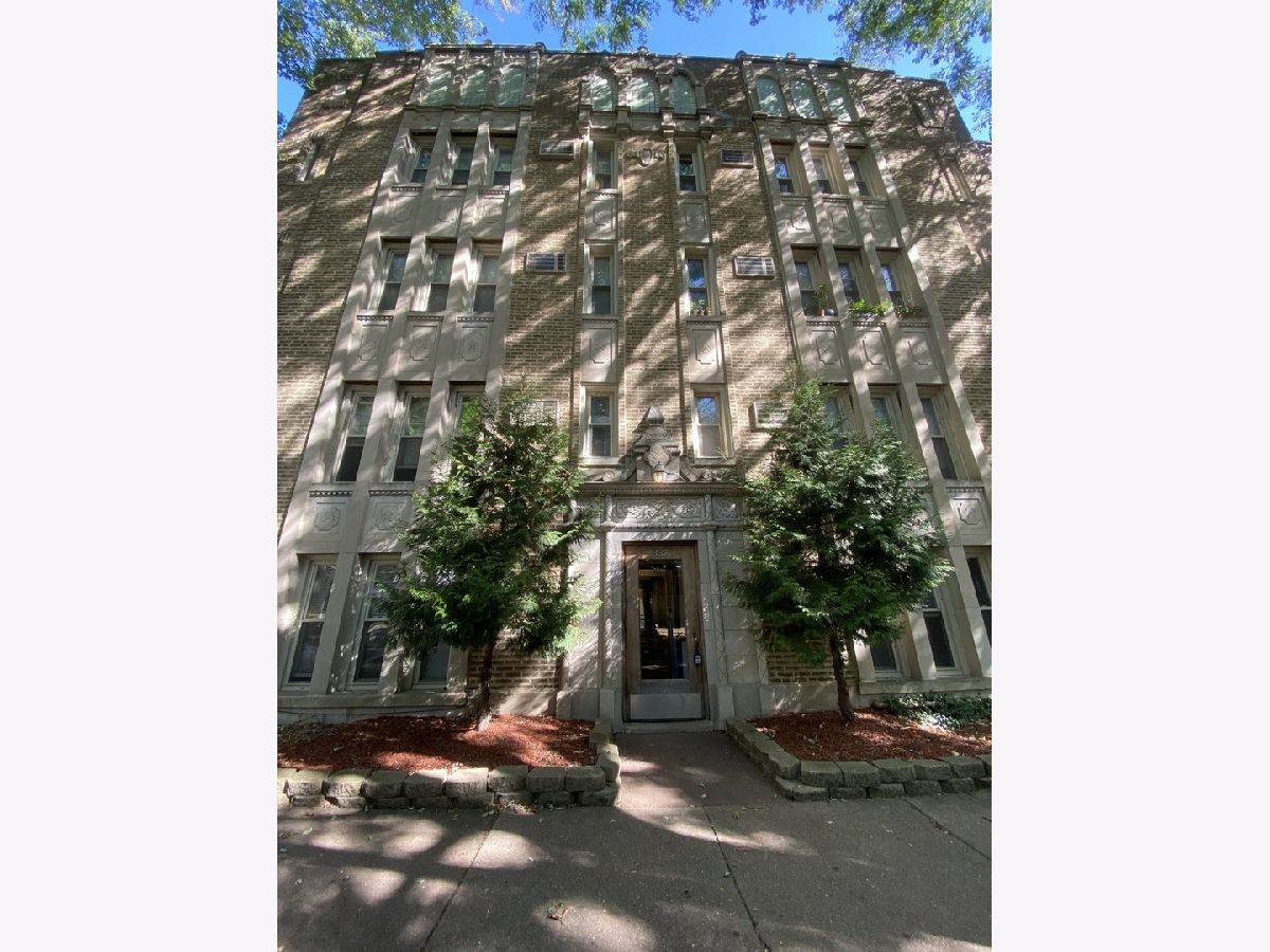  Rented Chicago Illinois, 1332 Hood