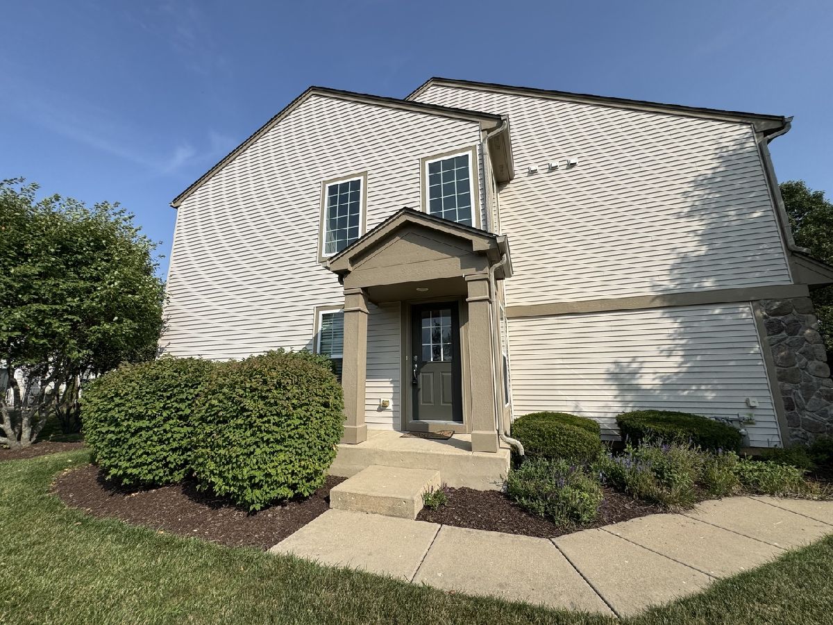  For Rent Yorkville Illinois, 1399 Crimson