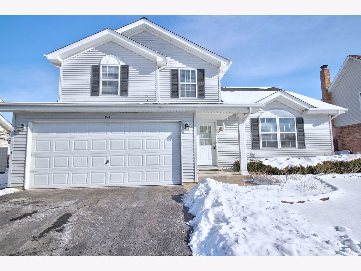  Rented Plainfield Illinois, 1504 Pheasant Landing