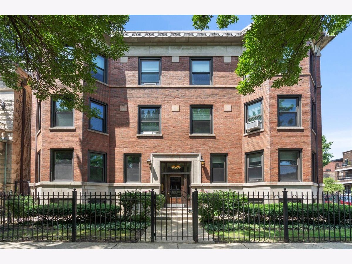  Sold Chicago Illinois, 3764 Magnolia