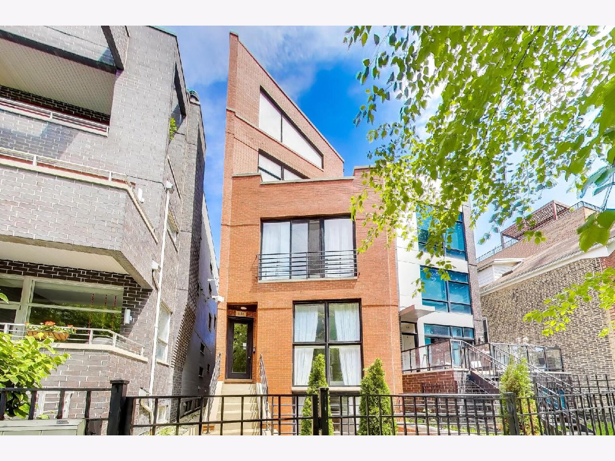  Sold Chicago Illinois, 831 Hermitage