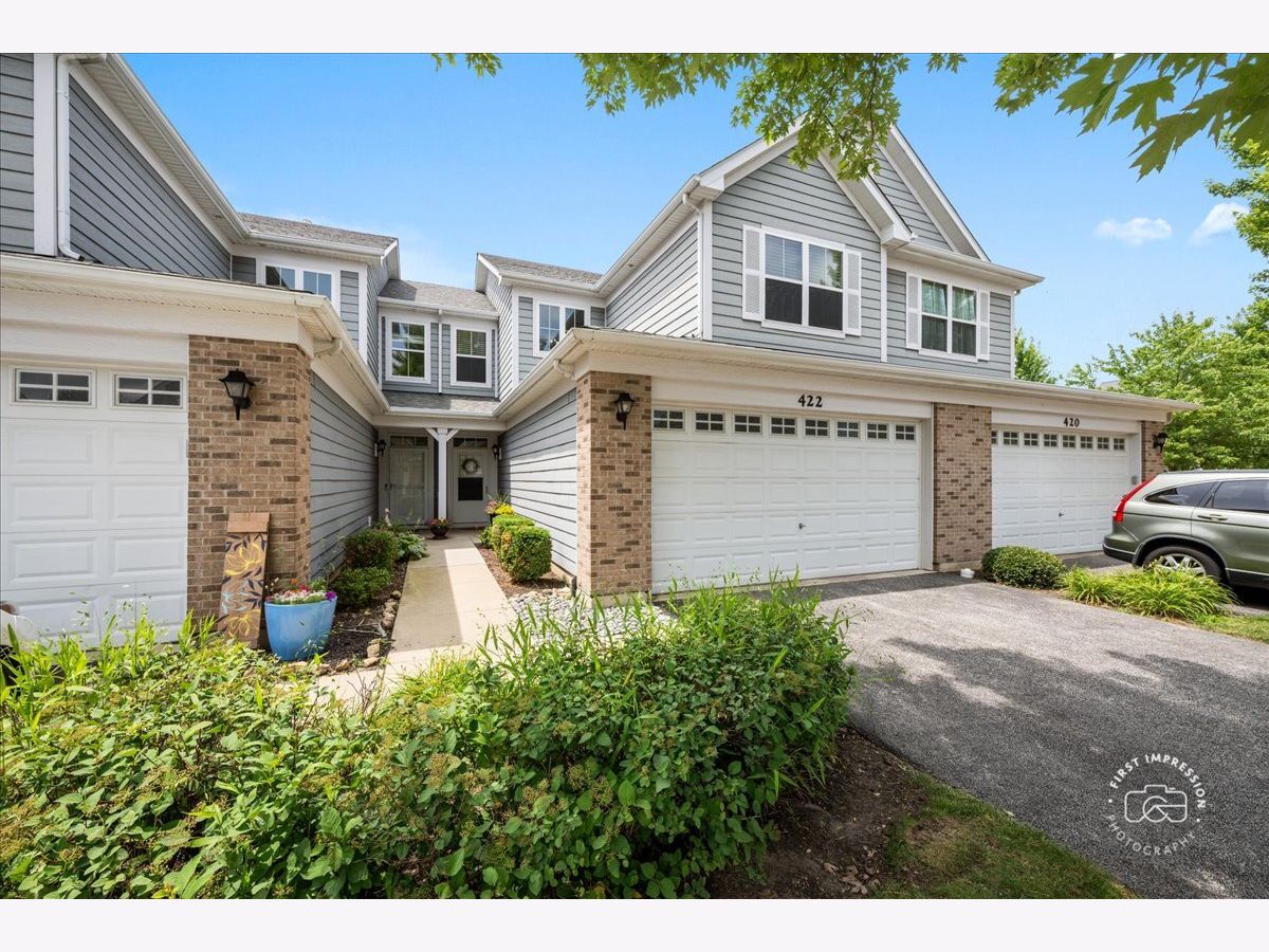 Homes & Townhomes For Sale Providence Elgin Illinois, 422 Acushnet Street
