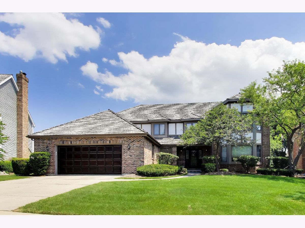  For Sale Libertyville Illinois, 1204 Kristin Drive