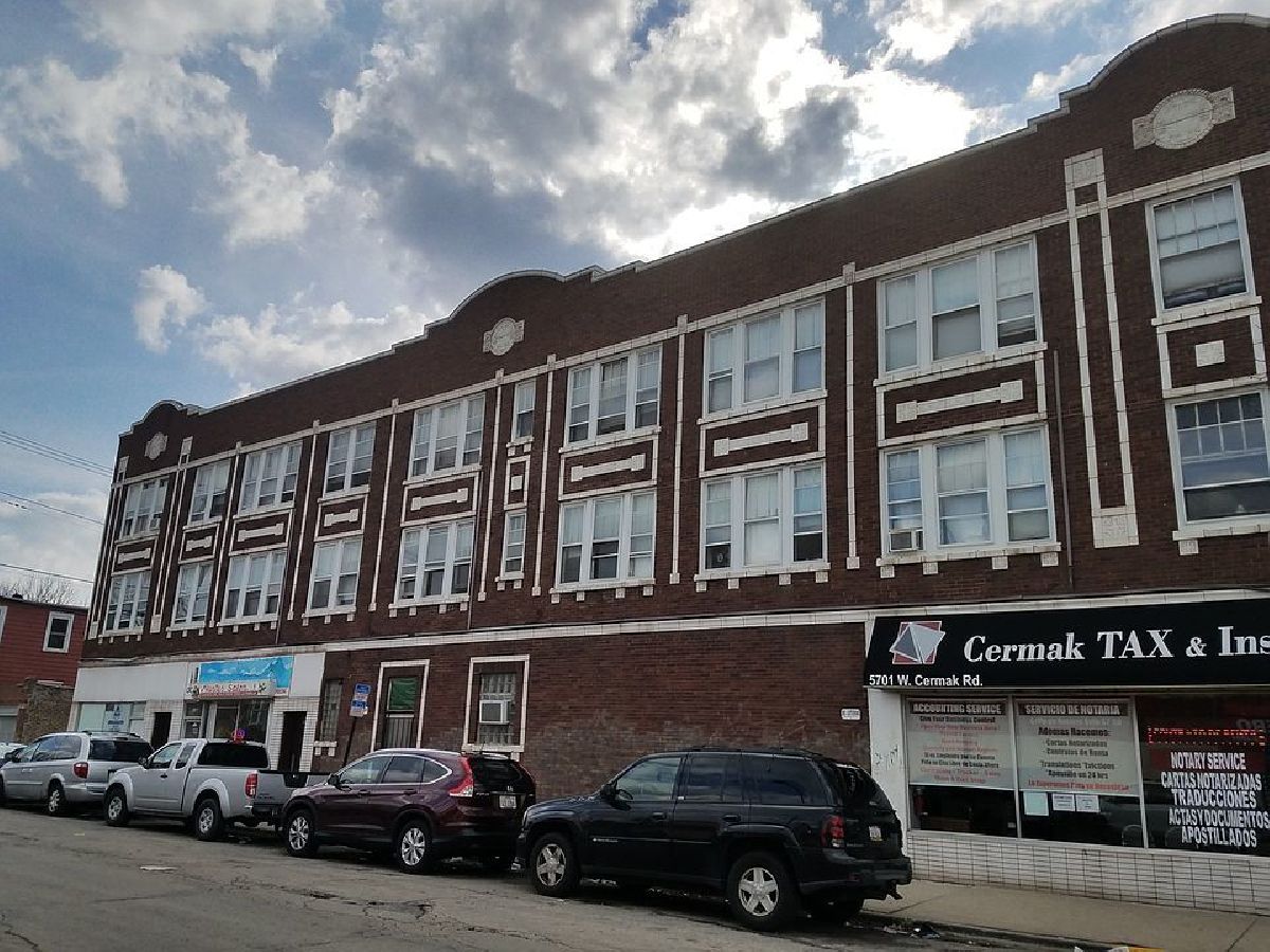  For Rent Cicero Illinois, 2208 57th